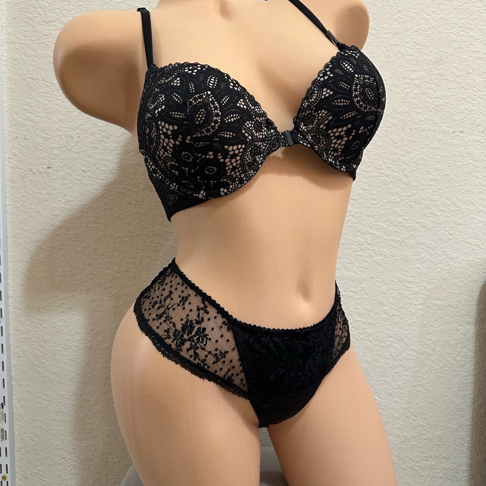 34B,S Victoria secret Black Lace Lingerie bra Set
